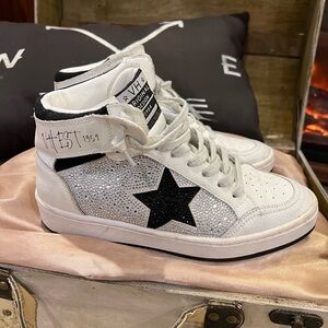 Vintage Havana Dream 3 White and Black Star High-Top Sneakers